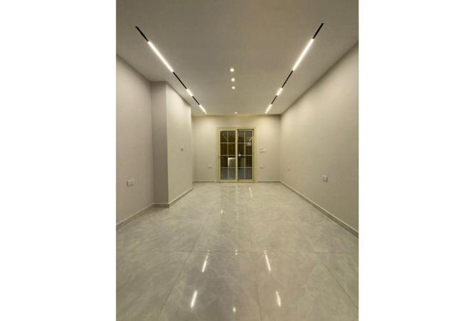 90715835 - صورة العقار 2