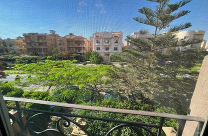 Apartment - 3 Bedrooms - 2 Bathrooms for sale in Area E - Ganoob El Acadimia - New Cairo City - Cairo
