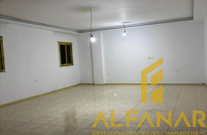 Apartment - 3 Bedrooms - 2 Bathrooms for sale in Al Gezira St. - South Investors Area - New Cairo City - Cairo