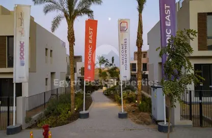 Twin House - 5 Bedrooms - 4 Bathrooms for sale in Sodic East - 6th District - New Heliopolis - Cairo