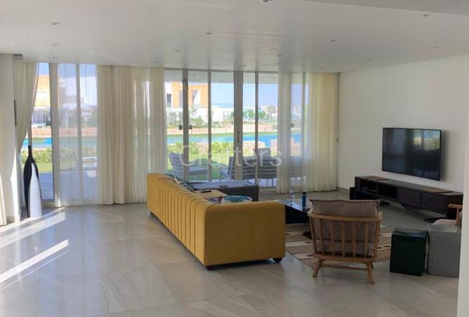 76240347 - Property Image 3