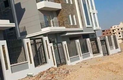 Apartment - 3 Bedrooms - 3 Bathrooms for sale in Bait Alwatan - The 5th Settlement - New Cairo City - Cairo