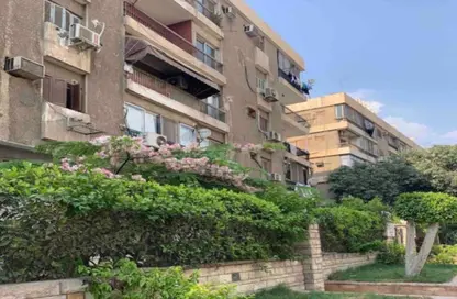 Clinic - 2 Bedrooms - 1 Bathroom for sale in Street 100 - Maadi - Hay El Maadi - Cairo