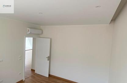 Apartment - 2 Bedrooms - 2 Bathrooms for rent in Lake View Residence - 5th Settlement Compounds - The 5th Settlement - New Cairo City - Cairo