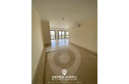 شقة - 3 غرف نوم - 3 حمامات للايجار في ذا كورت ياردز - كمبوندات الشيخ زايد - الشيخ زايد - الجيزة