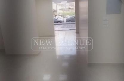Retail - Studio - 2 Bathrooms for rent in Al Nozha St. - Ard El Golf - Heliopolis - Masr El Gedida - Cairo