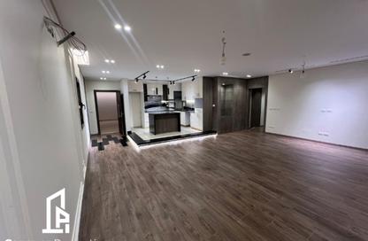 Apartment - 3 Bedrooms - 2 Bathrooms for sale in Eastown - 5th Settlement Compounds - The 5th Settlement - New Cairo City - Cairo Apartment - 3 Bedrooms - 2 Bathrooms for sale in Eastown - 5th Settlement Compounds - The 5th Settlement - New Cairo City - Cairo