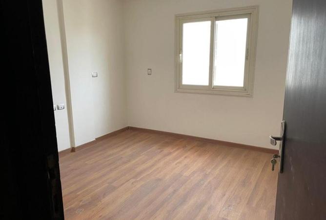 87210873 - Property Image 2