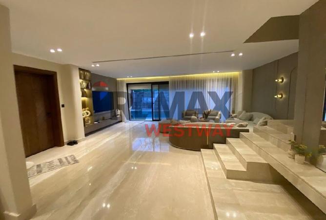 8550360 - Property Image 3