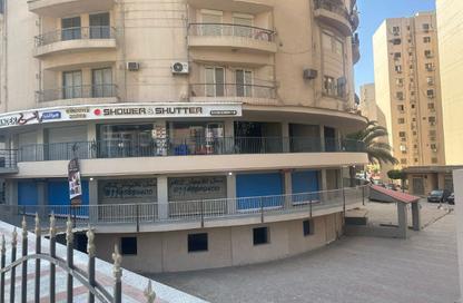 Shop - Studio - 1 Bathroom for sale in Tabarak - Zahraa El Maadi - Hay El Maadi - Cairo
