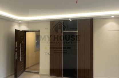 Apartment - 3 Bedrooms - 3 Bathrooms for rent in Stone Residence - 5th Settlement Compounds - The 5th Settlement - New Cairo City - Cairo