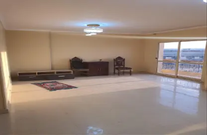 شقة - 3 غرف نوم - 2 حمامات للايجار في الحي السابع - مدينة نصر - القاهرة شقة - 3 غرف نوم - 2 حمامات للايجار في الحي السابع - مدينة نصر - القاهرة