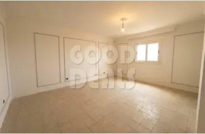 Apartment - 3 Bedrooms - 3 Bathrooms for sale in Hassan Moussa El Akkad St. - Almazah - Heliopolis - Masr El Gedida - Cairo