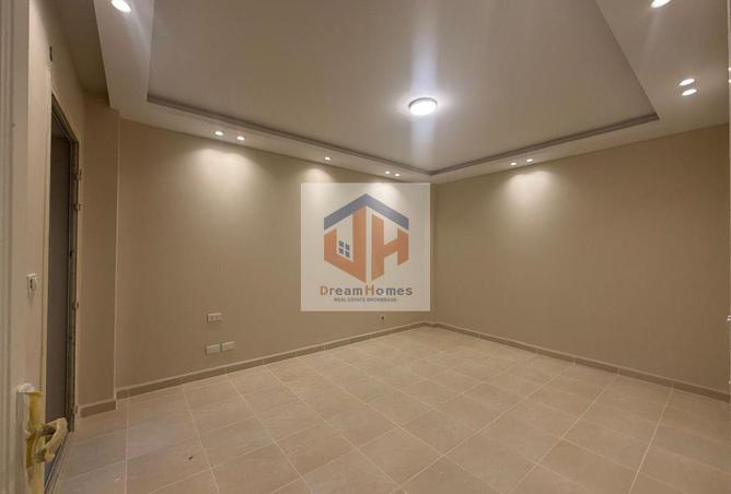 8523877 - Property Image 3