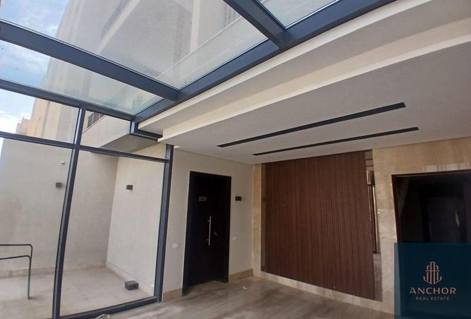 77324307 - Property Image 2