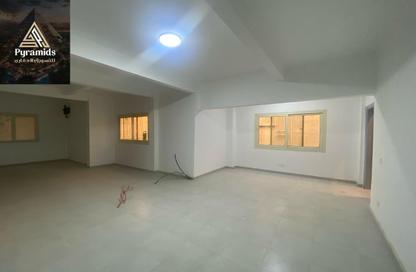 Villa - 7+ Bedrooms - 7+ Bathrooms for rent in Shooting Club Street - Dokki - Giza