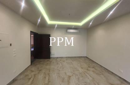 Apartment - 2 Bedrooms - 2 Bathrooms for rent in Garden Residence - Hyde Park - New Cairo City - Cairo