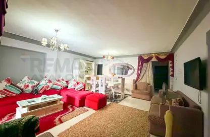 شقة - 2 غرف نوم - 1 حمام للبيع في شارع كفر عبده - كفر عبده - رشدي - حي شرق - الاسكندرية