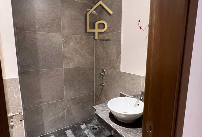 104871710 - Property Image 2