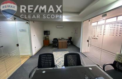 شقة - 3 غرف نوم - 2 حمامات للبيع في شارع نبيل الوقاد - ارض الجولف - مصر الجديدة - القاهرة شقة - 3 غرف نوم - 2 حمامات للبيع في شارع نبيل الوقاد - ارض الجولف - مصر الجديدة - القاهرة