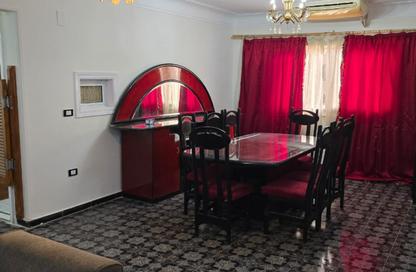 Apartment - 2 Bedrooms - 1 Bathroom for rent in Al Sheikh Ahmed Elsawy St. - 6th Zone - Nasr City - Cairo