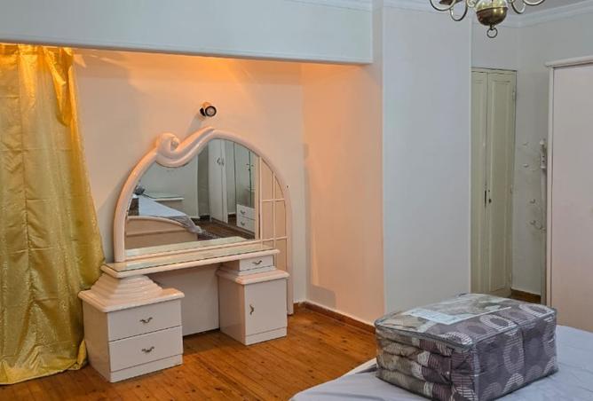 98552932 - Property Image 3