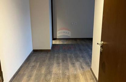 Apartment - 3 Bedrooms - 2 Bathrooms for rent in Park Side Residence - Zed Towers - Sheikh Zayed Compounds - Sheikh Zayed City - Giza