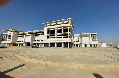 Whole Building - Studio - 6 Bathrooms for sale in Bank Center Street - South Teseen St. - The 5th Settlement - New Cairo City - Cairo