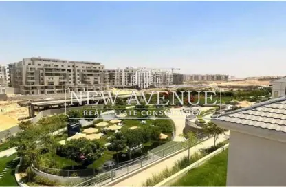 Apartment - 3 Bedrooms - 2 Bathrooms for sale in Mountain View iCity - 5th Settlement Compounds - The 5th Settlement - New Cairo City - Cairo