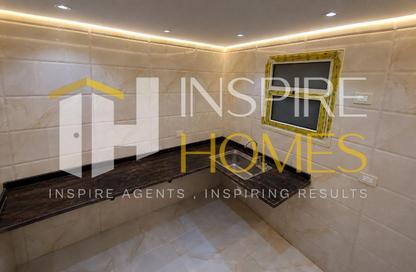 Apartment - 3 Bedrooms - 1 Bathroom for rent in Moharam Bek - Hay Wasat - Alexandria
