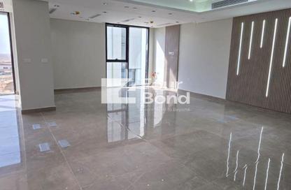 Office Space - Studio - 2 Bathrooms for rent in Hyde Park Business District Mall - South Teseen St. - The 5th Settlement - New Cairo City - Cairo
