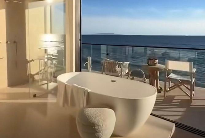 8536581 - Property Image 3