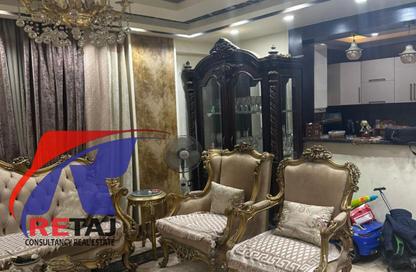 Apartment - 3 Bedrooms - 2 Bathrooms for sale in Area A - Ganoob El Acadimia - New Cairo City - Cairo