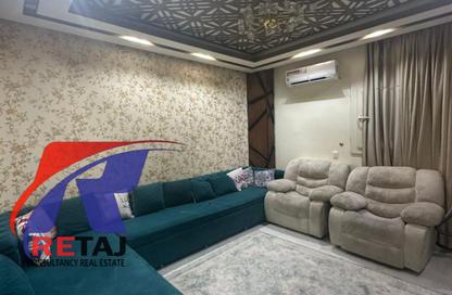 شقة - 3 غرف نوم - 2 حمامات للبيع في المنطقة أ - حى جنوب الاكايمية - مدينة القاهرة الجديدة - القاهرة