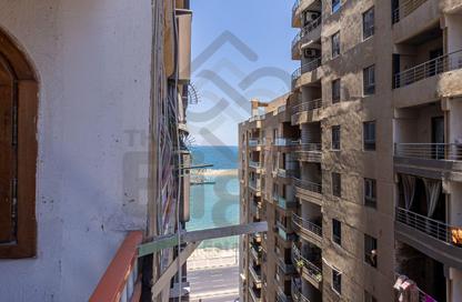 شقة - 2 غرف نوم - 1 حمام للبيع في السرايا - سيدي بشر - حي اول المنتزة - الاسكندرية