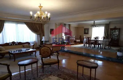 شقة - 4 غرف نوم - 4 حمامات للبيع في ميدان دجله - دجلة - حي المعادي - القاهرة شقة - 4 غرف نوم - 4 حمامات للبيع في ميدان دجله - دجلة - حي المعادي - القاهرة