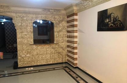 Apartment - 3 Bedrooms - 2 Bathrooms for rent in Tharwat - Hay Sharq - Alexandria