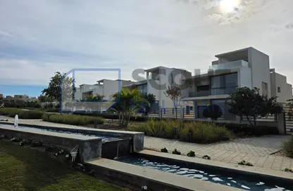 Villa - 4 Bedrooms - 4 Bathrooms for sale in Moon Residences - Fifth Square - The 5th Settlement - New Cairo City - Cairo