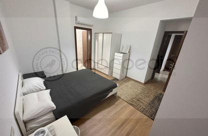 شقة - 3 غرف نوم - 2 حمامات للايجار في مون ريزيدنس - فيفث سكوير - التجمع الخامس - مدينة القاهرة الجديدة - القاهرة