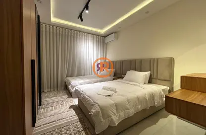 شقة - 3 غرف نوم - 2 حمامات للايجار في وان قطامية - كمبوندات القطامية - القطامية - مدينة القاهرة الجديدة - القاهرة