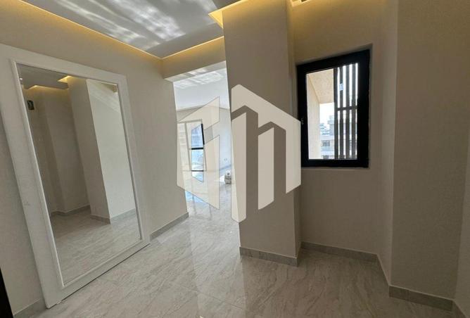 8480696 - Property Image 2