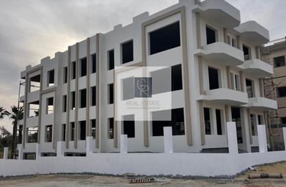 Villa - 7+ - 7+ for sale in Dream Land St. - Dream Land - Al Wahat Road - 6 October City - Giza
