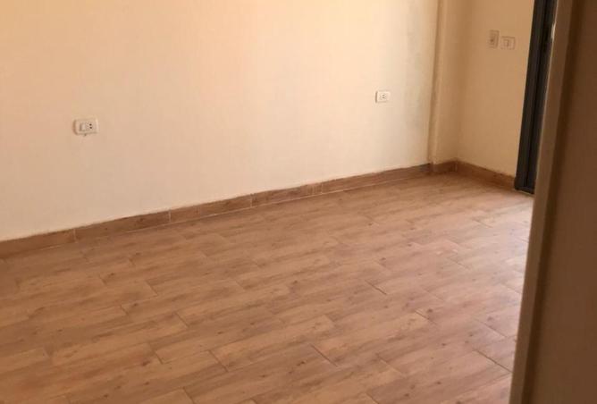 52973854 - صورة العقار 3