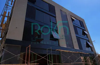 Office Space - Studio - 1 Bathroom for sale in Space mall gates - 26th of July Corridor - 6 October City - Giza