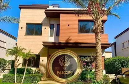 Villa - 6 Bedrooms - 6 Bathrooms for sale in Azzar - 5th Settlement Compounds - The 5th Settlement - New Cairo City - Cairo