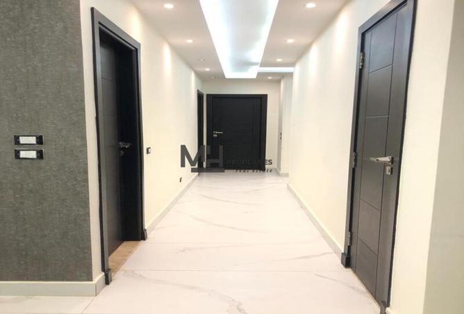 102080139 - Property Image 2