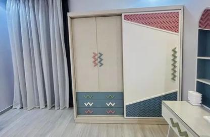 Apartment - 3 Bedrooms - 2 Bathrooms for rent in Hyde Park Central - The 6th Settlement - New Cairo City - Cairo