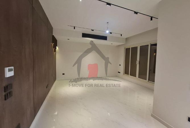 70370378 - Property Image 3