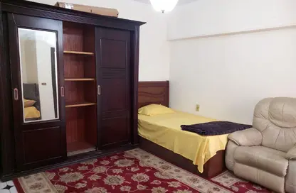 Apartment - 3 Bedrooms - 2 Bathrooms for rent in Ahmed Al Zomor St. - 9th Zone - Nasr City - Cairo