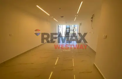 Office Space - Studio - 1 Bathroom for rent in The Polygon - Sheikh Zayed Compounds - Sheikh Zayed City - Giza